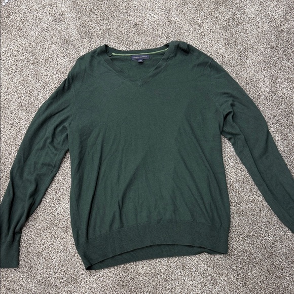 Banana Republic Other - Banana Republic Silk and Cashmere Forest Green V-Neck Sweater